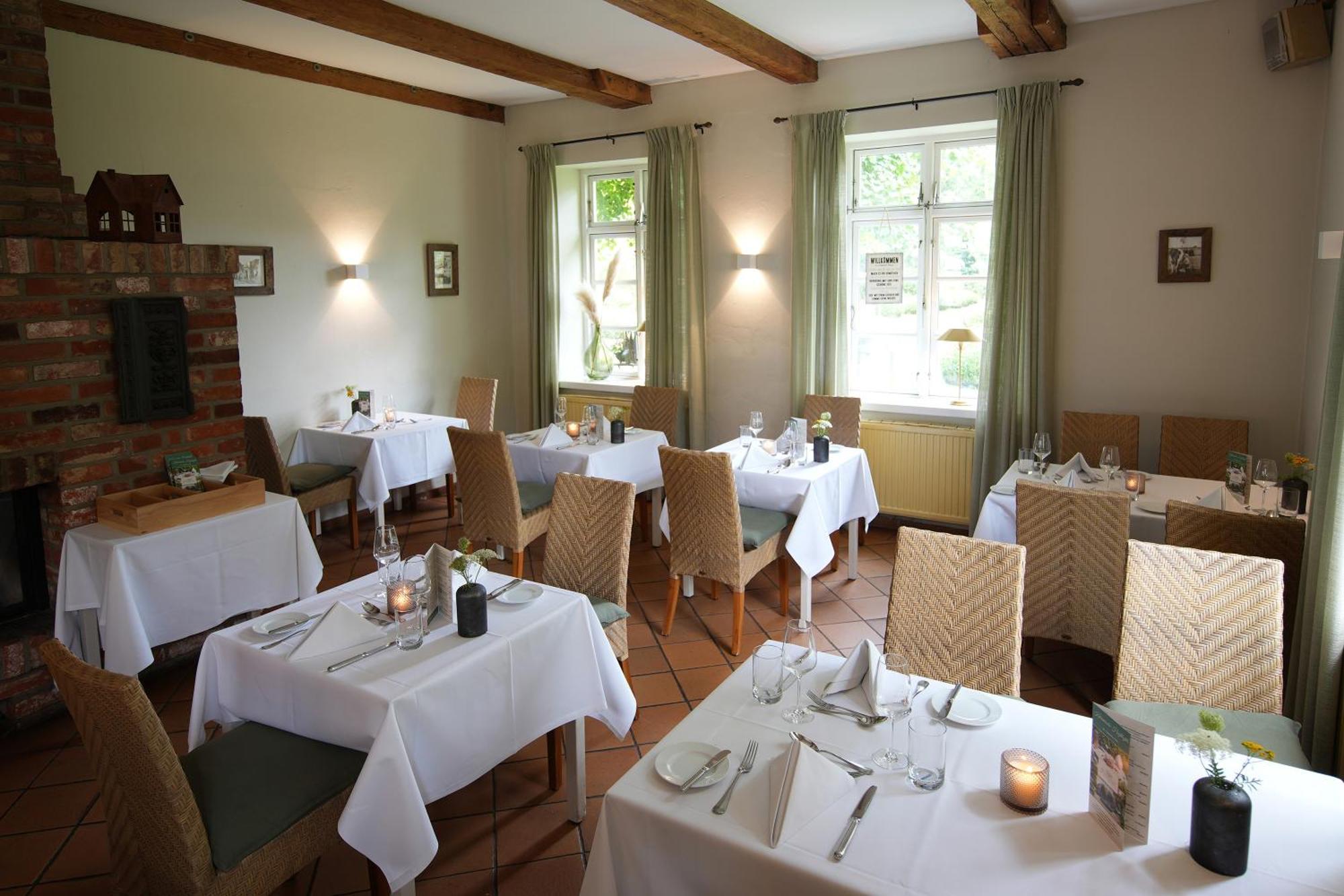 Romantik Hotel Friederikenhof Hotel Restaurant & Spa Lubeck Exterior photo
